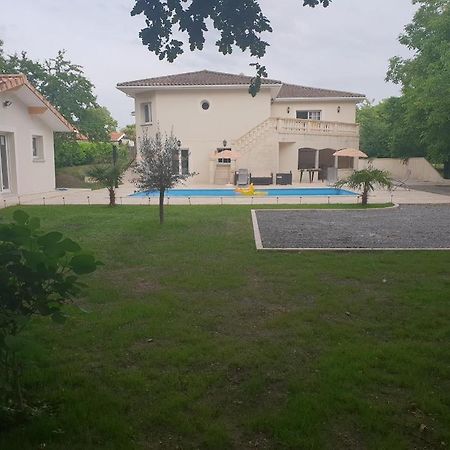 Maison Calme Et Spacieuse Bassens  Exteriér fotografie