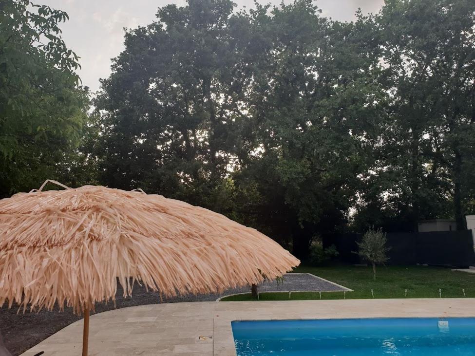 Maison Calme Et Spacieuse Bassens  Exteriér fotografie